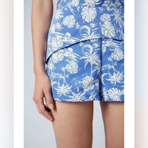 Topshop Blue and White Beachy Shorts Size 8P Preppy Peplum Palm Trees
